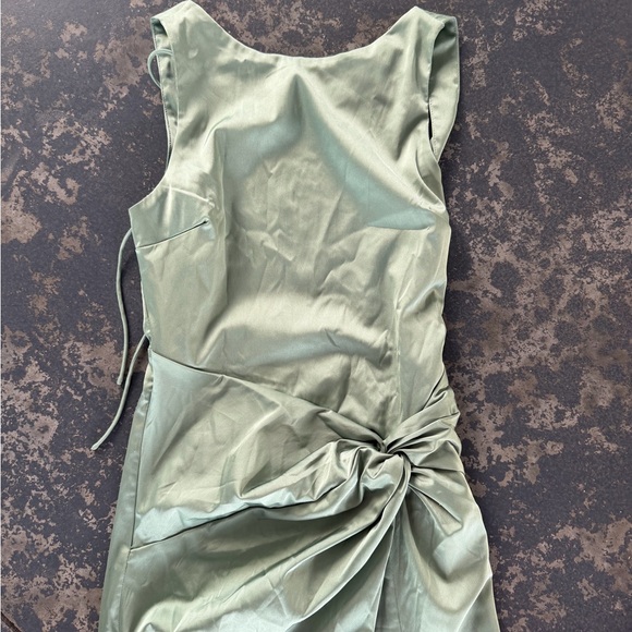 Abercrombie Side-Ruched Maxi Dress - Picture 3 of 5